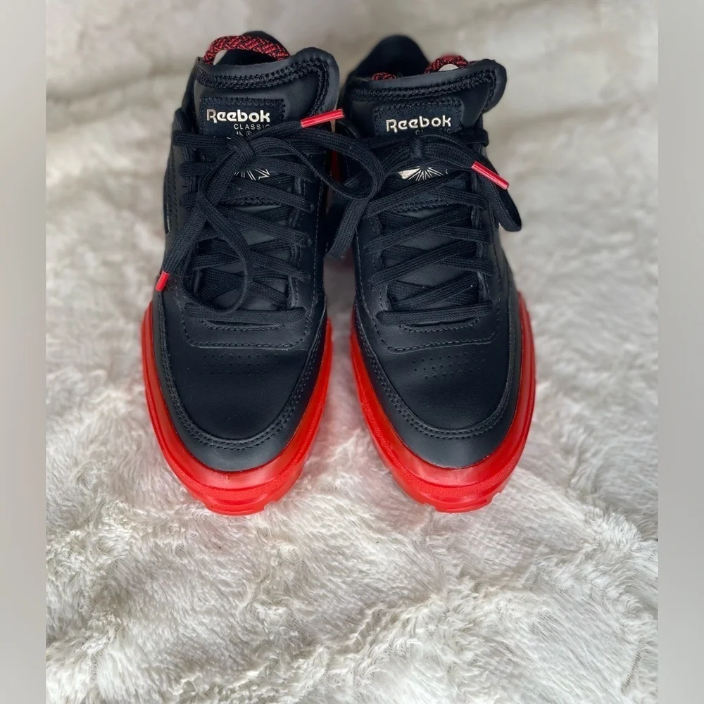 Reebok Cardi B x Club C Black Vector Red size 4